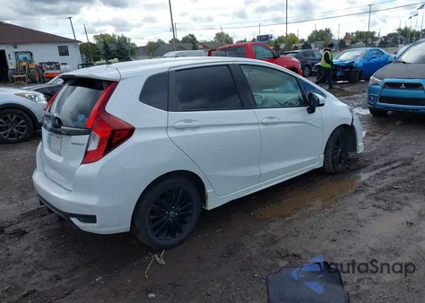 2018 Honda Fit Sport из США, поврежденный, VIN 3HGGK5H65JM716827